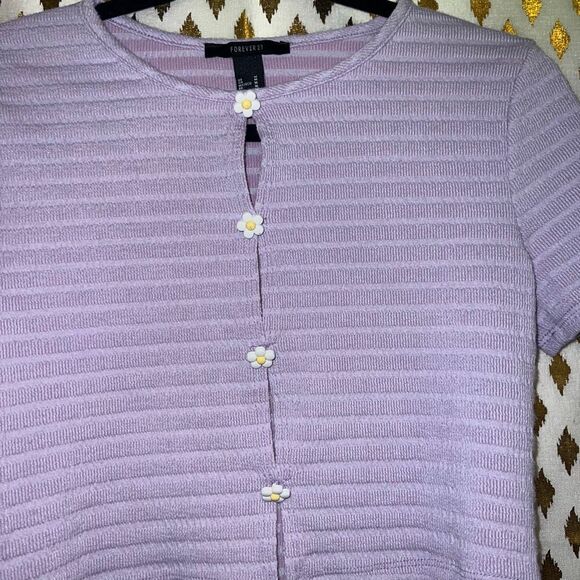 Forever 21 lilac lavender crop top ribbed cropped cardigan daisy shaped buttons - Picture 3 of 5